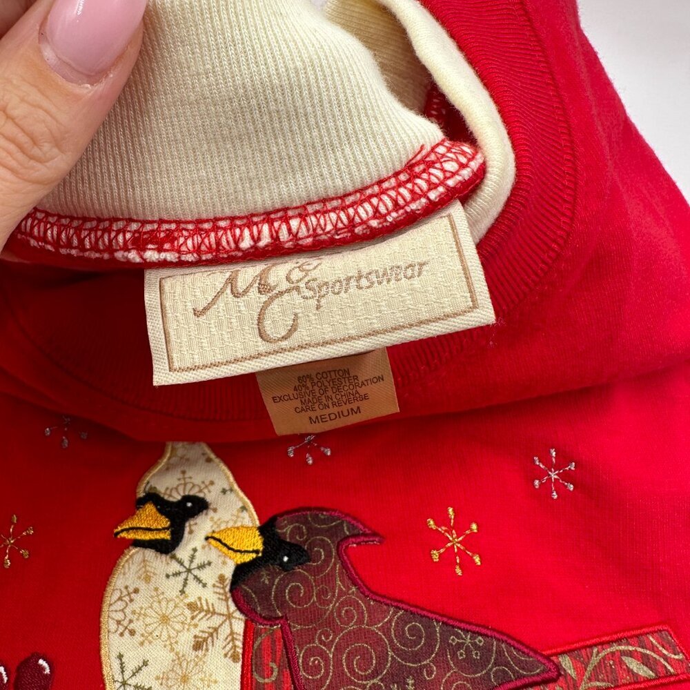 Vintage Cardinal Bird Sweatshirt Red Crewneck Embroidered Medium Christmas - Picture 2 of 5